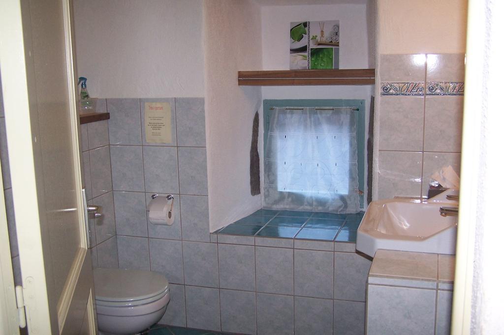 Salomony Chambre D'Hotes Marcols-les-Eaux Rom bilde