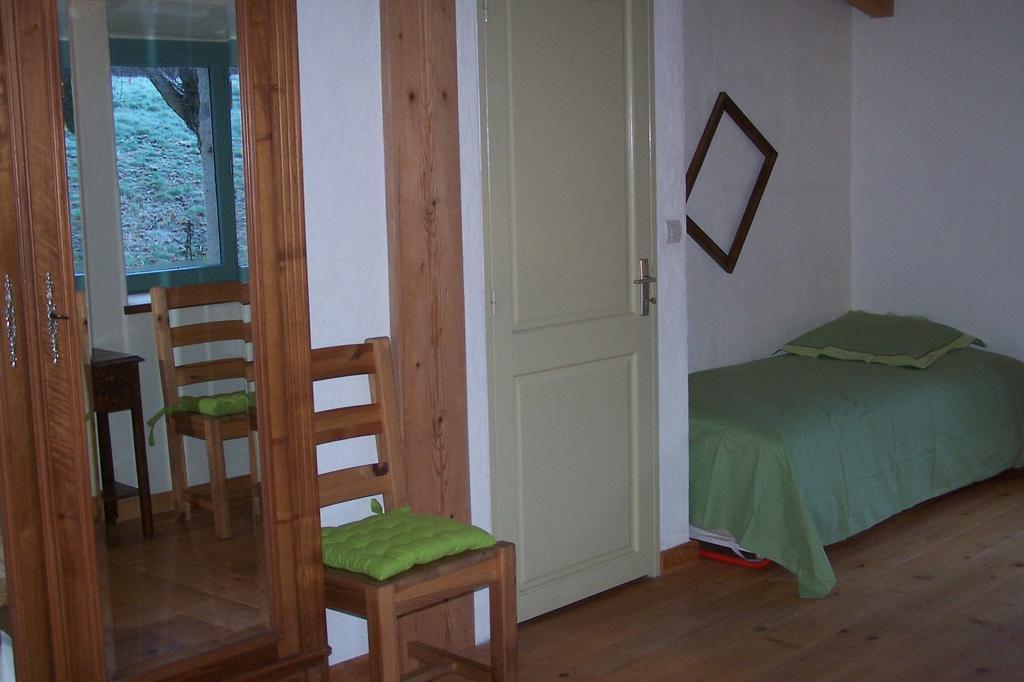 Salomony Chambre D'Hotes Marcols-les-Eaux Eksteriør bilde